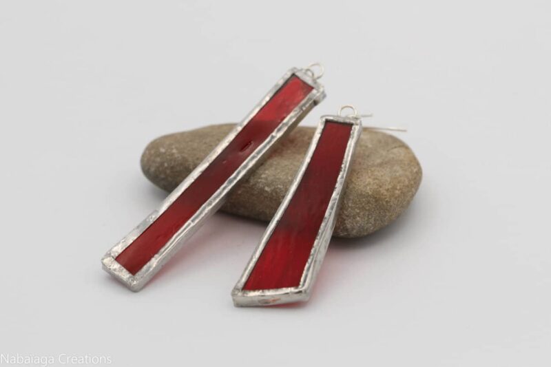 Boucles d'oreilles vitrail rouge translucide 2