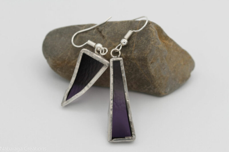 Boucles d'oreilles vitrail violet translucide 3