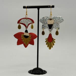 Boucles d'oreilles Wonderwoman asymétriques