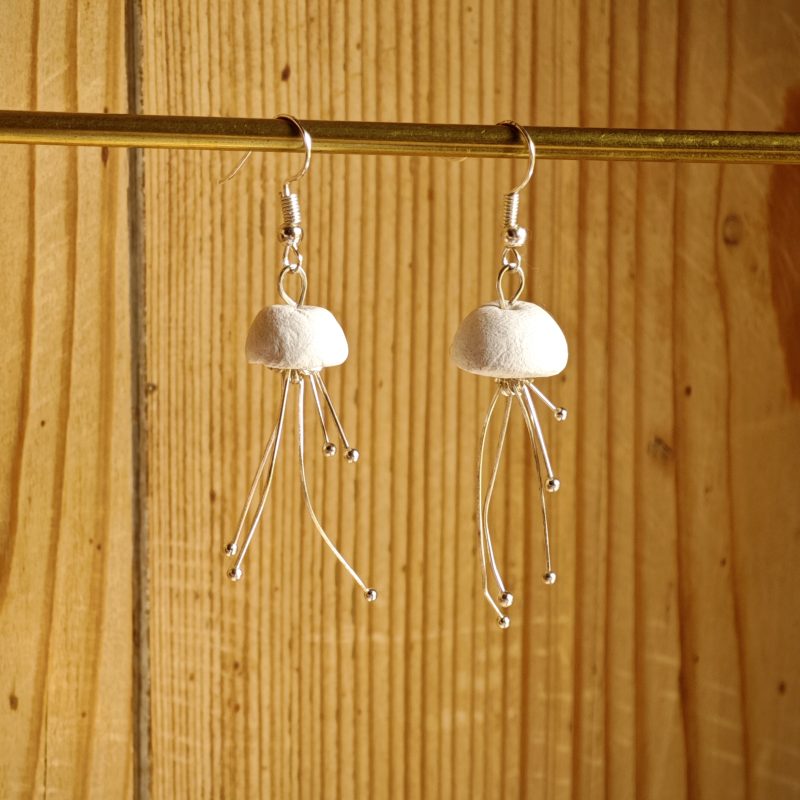 Boucles d'oreilles les méduses